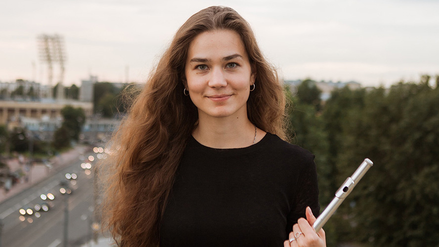 Featuring Elizaveta Ivanova