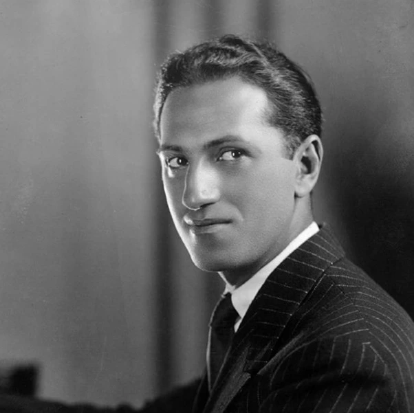 George Gershwin bajo los reflectores