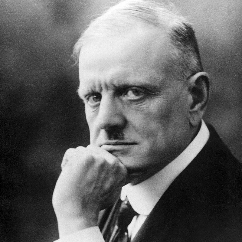 Jean Sibelius: biography, videos, works & important dates.