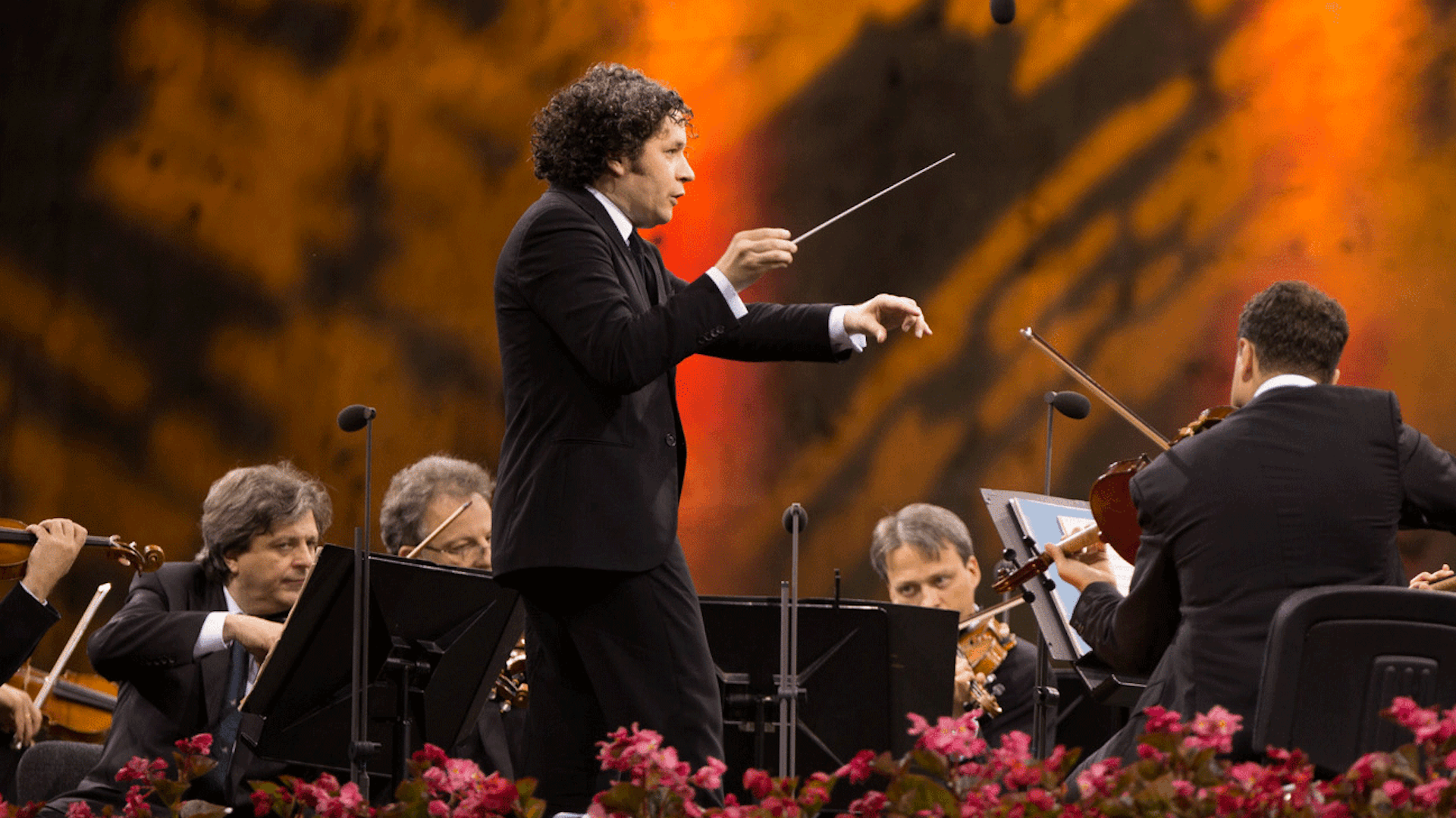 Gustavo Dudamel, Biography, Music, Conducting, Movies, & Facts