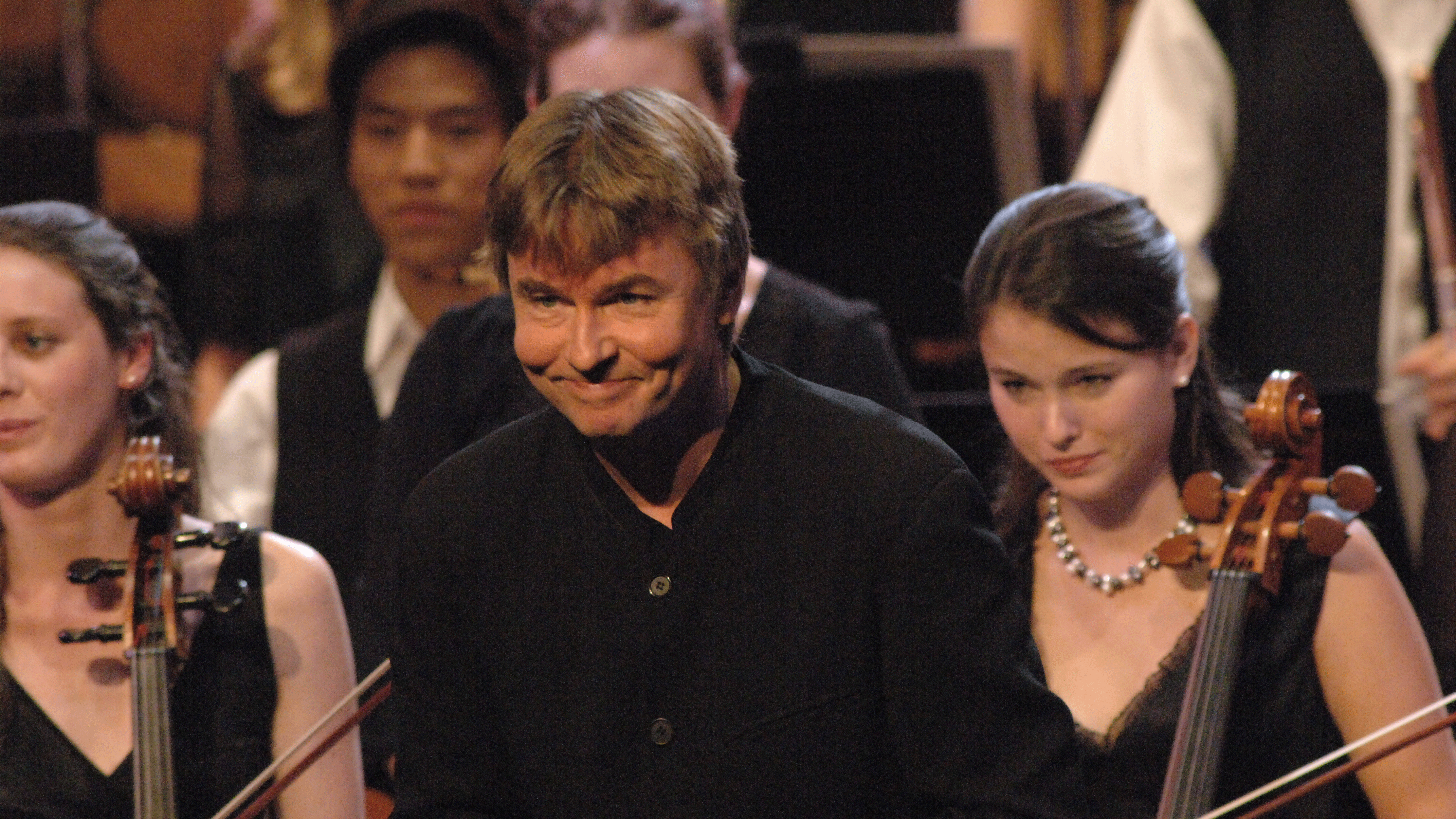 Esa-Pekka Salonen conducts Sibelius's Symphony No. 5 and Salonen's L.A.  Variations