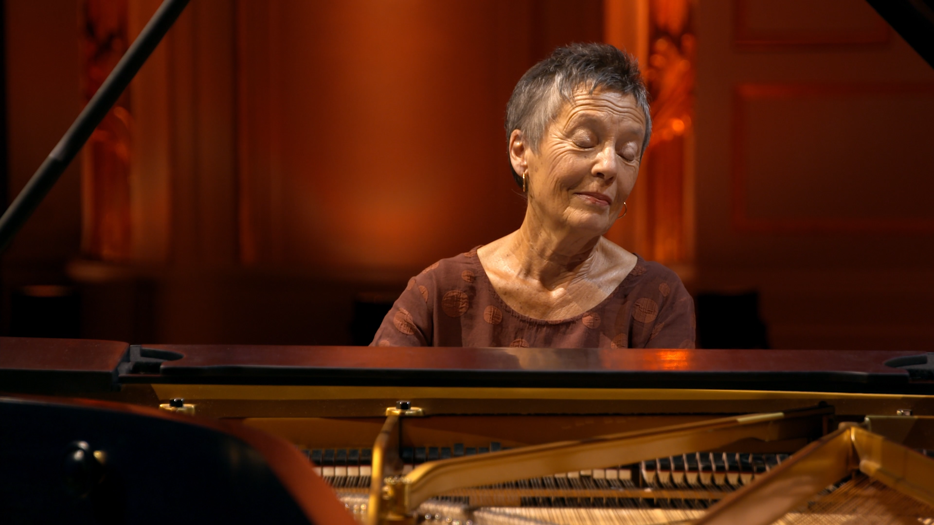 Maria João Pires performs Schubert