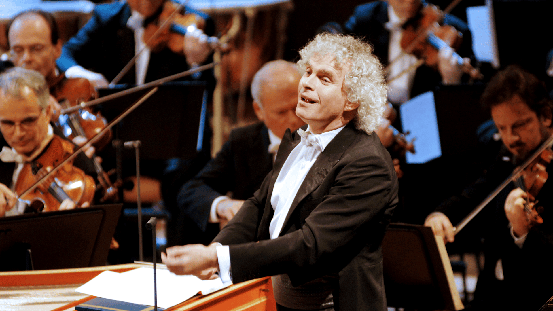 Sir Simon Rattle and the Berliner Philharmoniker celebrate Mozart ...